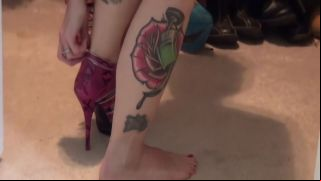 Petite teen Riley Reid and HUGE Squirt sumthindifrnt